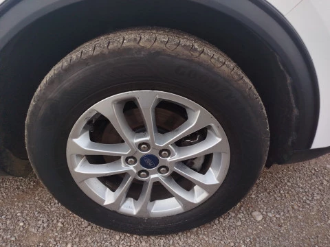 Ford Kuga Titanium 2.5 Duratec FHEV 140kW Auto