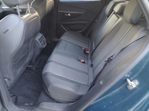 Peugeot 3008 Hybrid 225 e-EAT8 Allure Pack