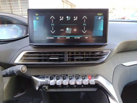 Peugeot 3008 Hybrid 225 e-EAT8 Allure Pack