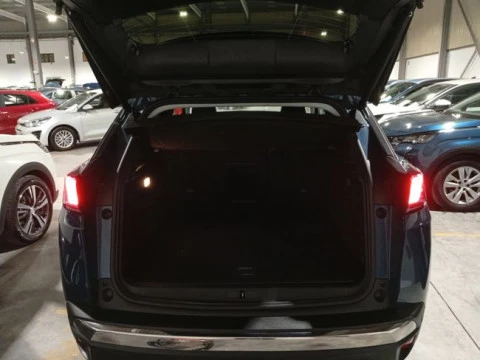 Peugeot 3008 Hybrid 225 e-EAT8 Allure Pack