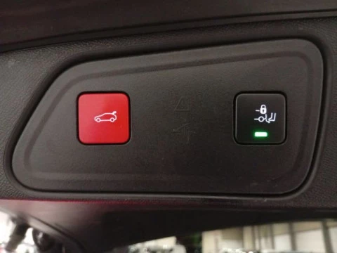 Peugeot 3008 Hybrid 225 e-EAT8 Allure Pack