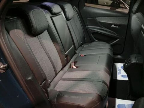Peugeot 3008 Hybrid 225 e-EAT8 Allure Pack