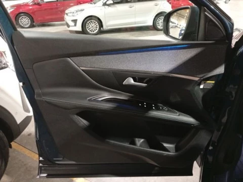 Peugeot 3008 Hybrid 225 e-EAT8 Allure Pack