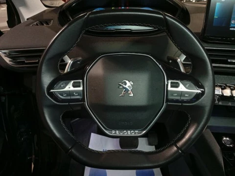 Peugeot 3008 Hybrid 225 e-EAT8 Allure Pack