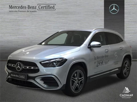 Mercedes-Benz GLA 250 e con tecnología híbrida EQ