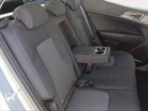 Kia Sportage 1.6 CRDi MHEV Drive 4x2 100 kW (136 CV)