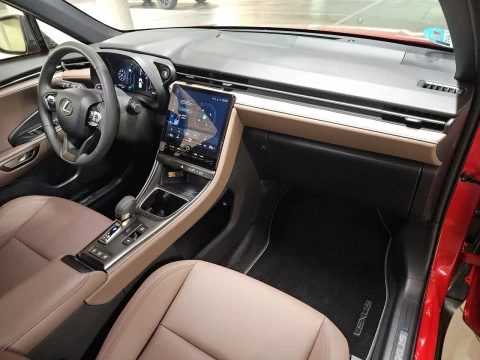 Lexus LBX 1.5 136cv HEV Elegant+