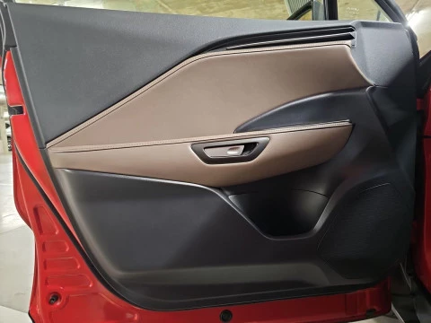 Lexus LBX 1.5 136cv HEV Elegant+