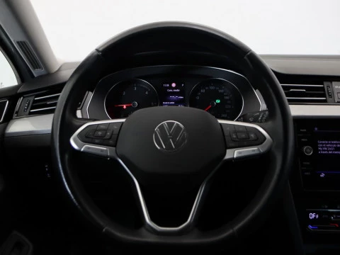 Volkswagen PASSAT familiar 1.6 TDI 88KW DSG EXECUTIVE VARIANT 5P