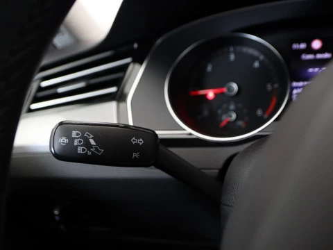 Volkswagen PASSAT familiar 1.6 TDI 88KW DSG EXECUTIVE VARIANT 5P