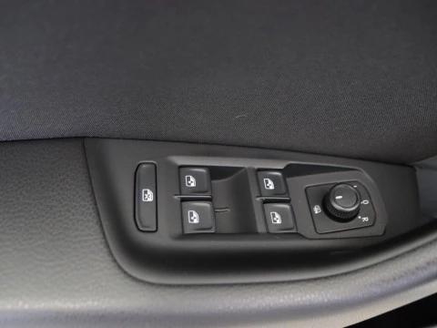 Volkswagen PASSAT familiar 1.6 TDI 88KW DSG EXECUTIVE VARIANT 5P