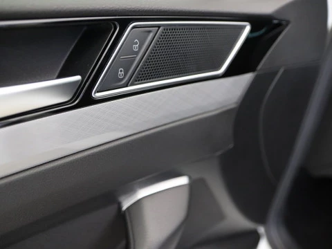 Volkswagen PASSAT familiar 1.6 TDI 88KW DSG EXECUTIVE VARIANT 5P