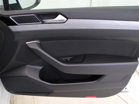 Volkswagen PASSAT familiar 1.6 TDI 88KW DSG EXECUTIVE VARIANT 5P