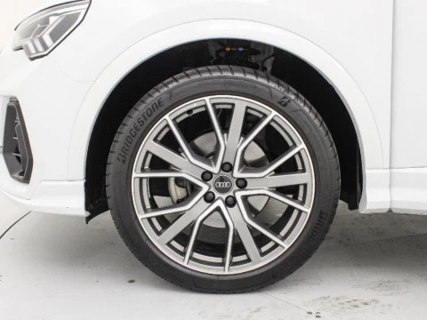 Audi Q3 2.0 35 TDI S TRONIC BLACK LINE 150 5P