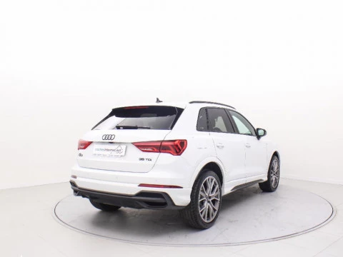 Audi Q3 2.0 35 TDI S TRONIC BLACK LINE 150 5P