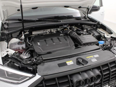 Audi Q3 2.0 35 TDI S TRONIC BLACK LINE 150 5P