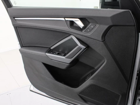 Audi Q3 2.0 35 TDI S TRONIC BLACK LINE 150 5P