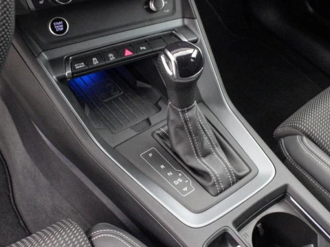 Audi Q3 2.0 35 TDI S TRONIC BLACK LINE 150 5P