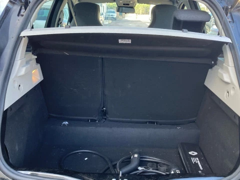 Renault ZOE  E-TECH 100% ELECTRICO evolution 80 kW R110 bateria 50kWh