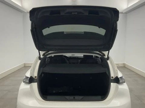 Peugeot 308 5P Allure BlueHDi 130 S&S EAT8