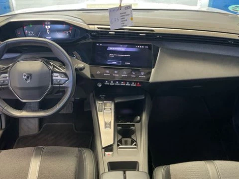 Peugeot 308 5P Allure BlueHDi 130 S&S EAT8