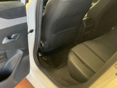 Peugeot 308 5P Allure BlueHDi 130 S&S EAT8