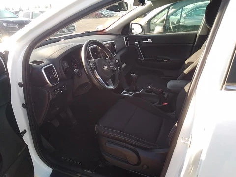 Kia Sportage 1.6 MHEV Black Edition 100kW (136CV) 4x2