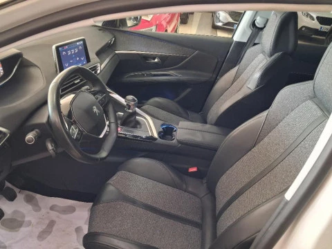 Peugeot 3008 1.5 BLUEHDI 96KW ALLURE S&S 5P