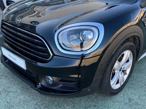 MINI Countryman Cooper D 110 kW (150 CV)