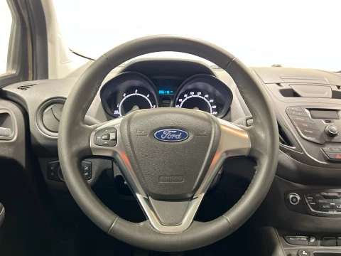 Ford Tourneo Courier 1.5 TDCi 74kW (100CV) Trend