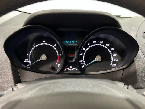 Ford Tourneo Courier 1.5 TDCi 74kW (100CV) Trend