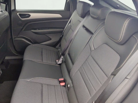 Renault Arkana Techno full hybrid E-Tech 105 kW (145CV)