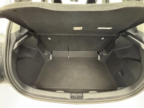 Toyota Yaris 1.5 120H Business Plus