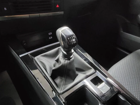 Opel Astra 1.2T XHT 96kW (130CV) Edition