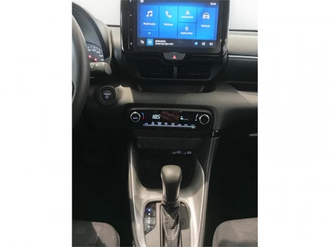 Toyota Yaris ACTIVE PLUS