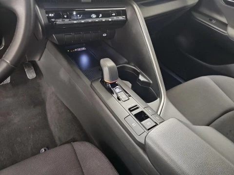 Toyota C-HR Advance Hybrid 140