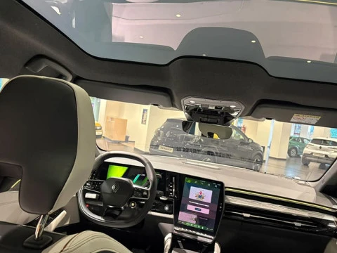 Renault Espace Iconic full hybrid E-Tech 147kW 7p