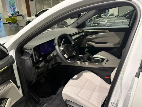 Renault Espace Iconic full hybrid E-Tech 147kW 7p
