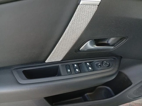 Citroën C4 BlueHDi 130 S&S EAT8 Feel Pack