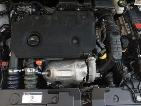 Citroën C4 BlueHDi 130 S&S EAT8 Feel Pack