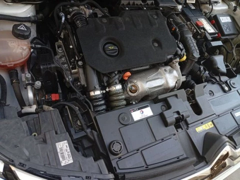 Citroën C4 BlueHDi 130 S&S EAT8 Feel Pack