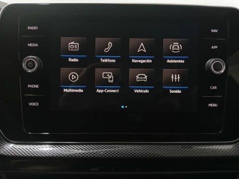 Volkswagen T-Cross R-Line 1.0 TSI 85 kW (116 CV) DSG