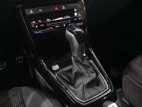 Volkswagen T-Cross R-Line 1.0 TSI 85 kW (116 CV) DSG