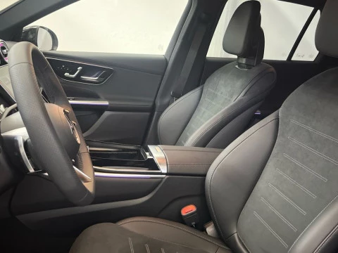 Mercedes-Benz GLC 300 de 4MATIC con tecnología híbrida EQ