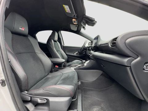 Toyota Yaris 1.5 120H GR Sport