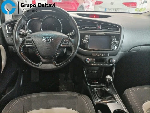 Kia Cee'd 1.6 CRDi VGT 100kW (136CV) Tech