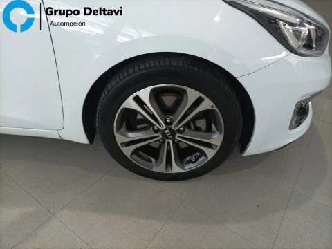 Kia Cee'd 1.6 CRDi VGT 100kW (136CV) Tech