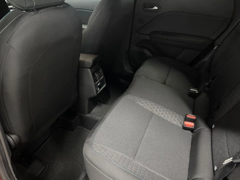 Renault Captur  TCe Mild hybrid Evolution EDC 117kW