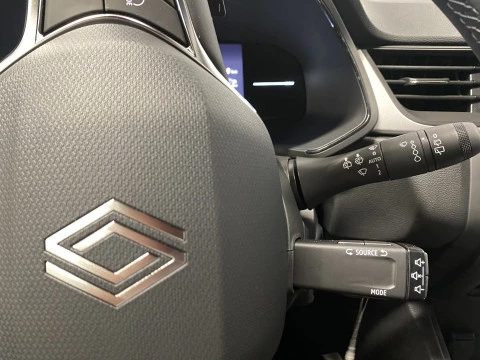 Renault Captur  TCe Mild hybrid Evolution EDC 117kW