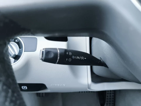 Mercedes-Benz Clase E E 220 BlueTEC Avantgarde 125 kW (170 CV)